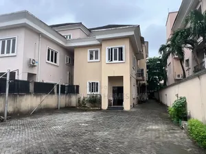 4bdrm Apartment in Parkview Estate for rent