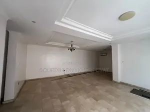 4bdrm Apartment in Parkview Estate for rent