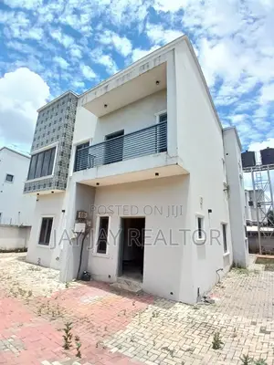 4bdrm Duplex in Dawko, Dakwo District for rent