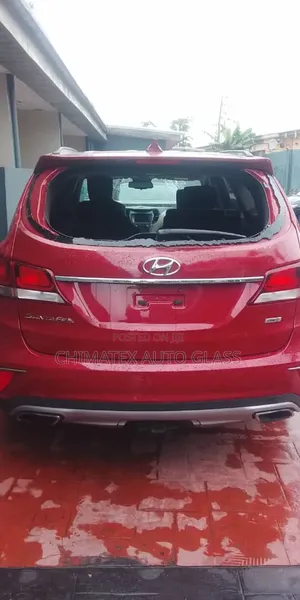 Hyundai Grand Limited Santafe 2014 Back Windscreen Available at Chimatex
