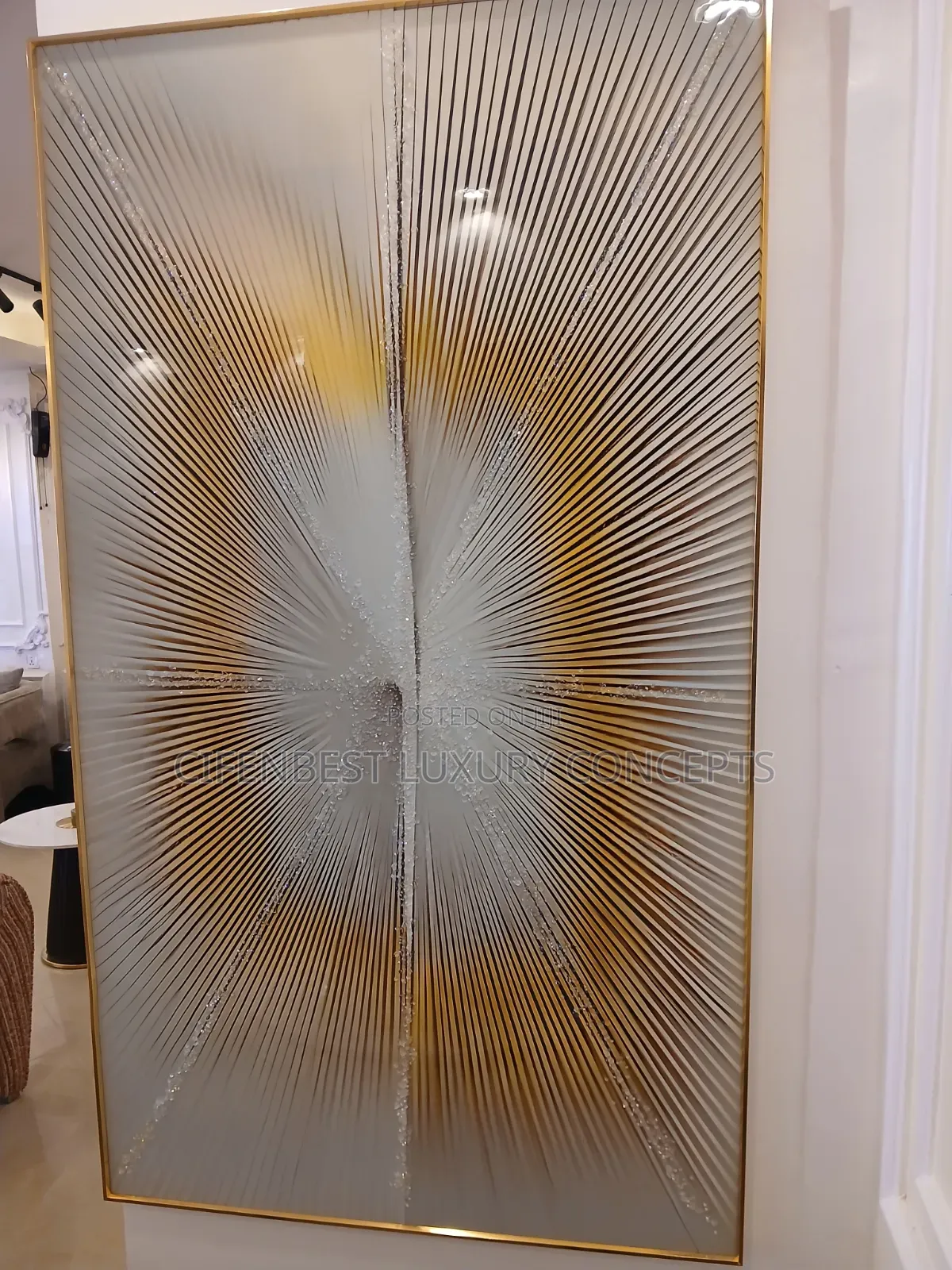 Unique Luxury Frame Design