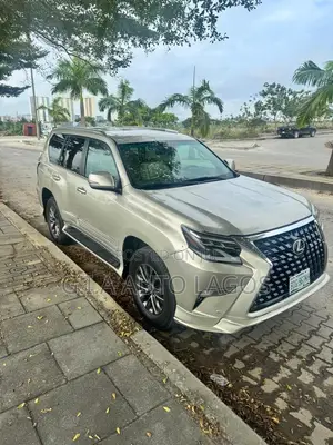 Lexus GX 460 AWD 2023 Gold