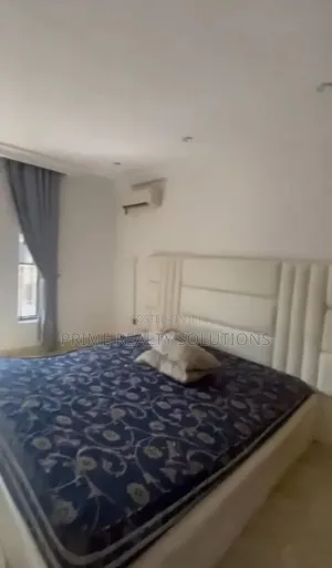 Studio Apartment in Chevron for rent