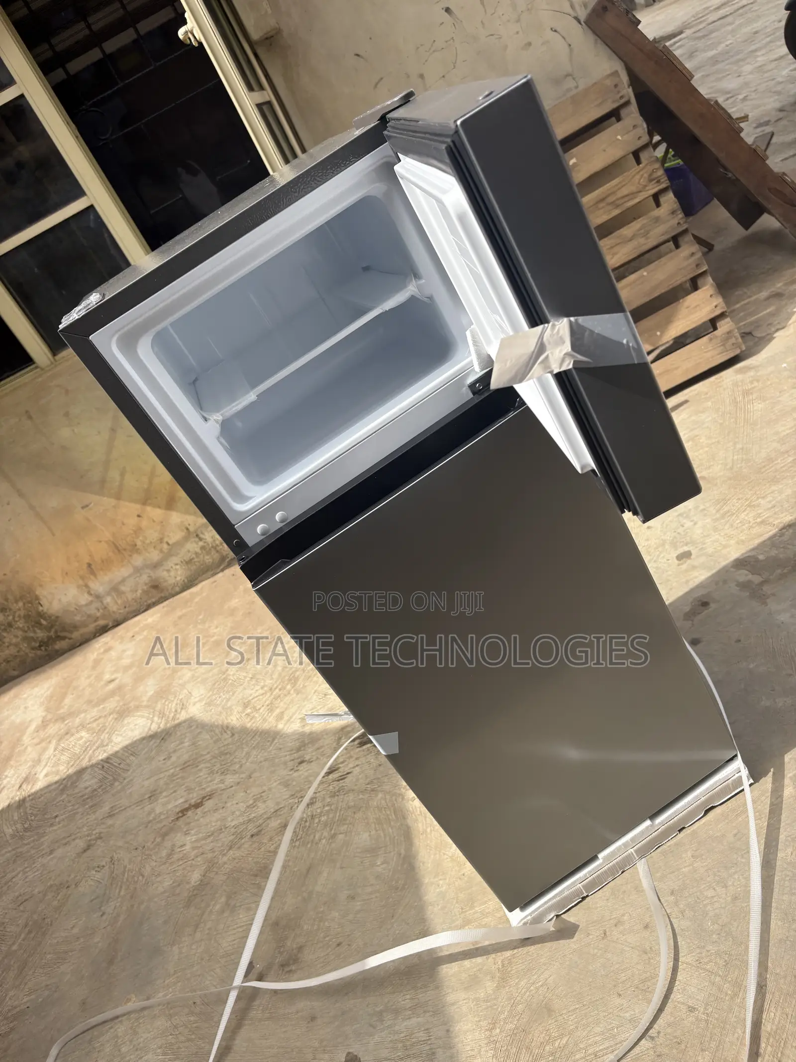 HISENSE REF172DR Domestic Fridge