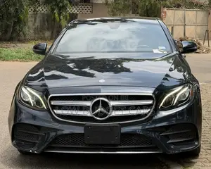 Mercedes-Benz E300 4Matic AWD Sedan (2.0L 4cyl 9A) 2017 Blue