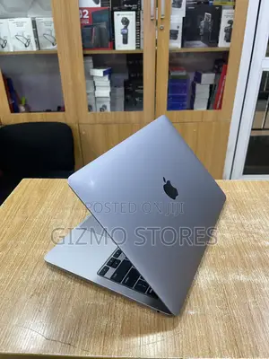 Laptop Apple MacBook Pro 2020 16GB Apple M1 SSD 512GB