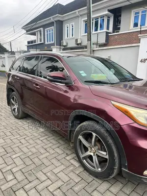 Toyota Highlander Limited 4dr SUV AWD (3.5L 6cyl 6A) 2015 Burgundy