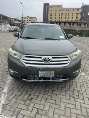 Toyota Highlander 2013 Green