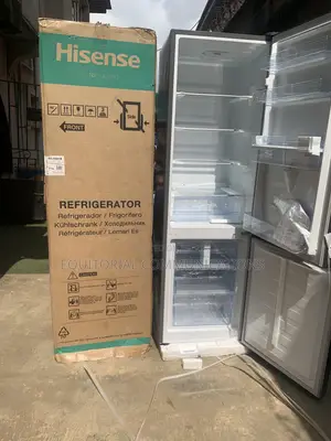 Hisense 264L Spacious Fridge With Water Dispenser