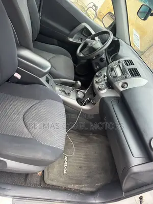 Toyota RAV4 Limited V6 2008 White
