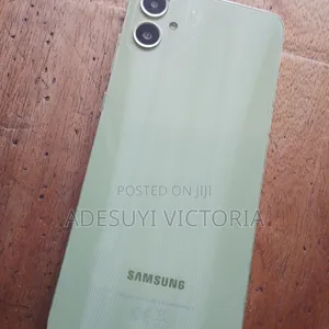 Samsung Galaxy A05 64 GB Green