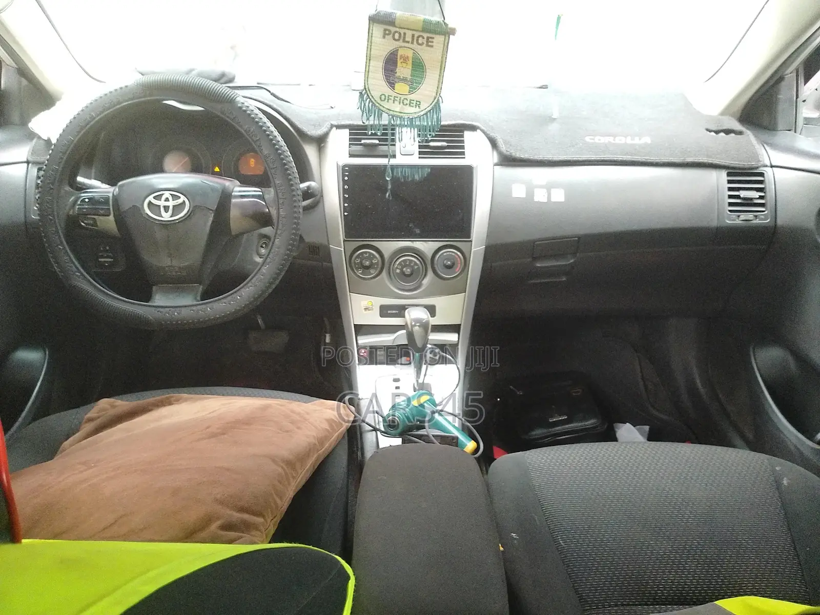 Toyota Corolla 2010 Silver