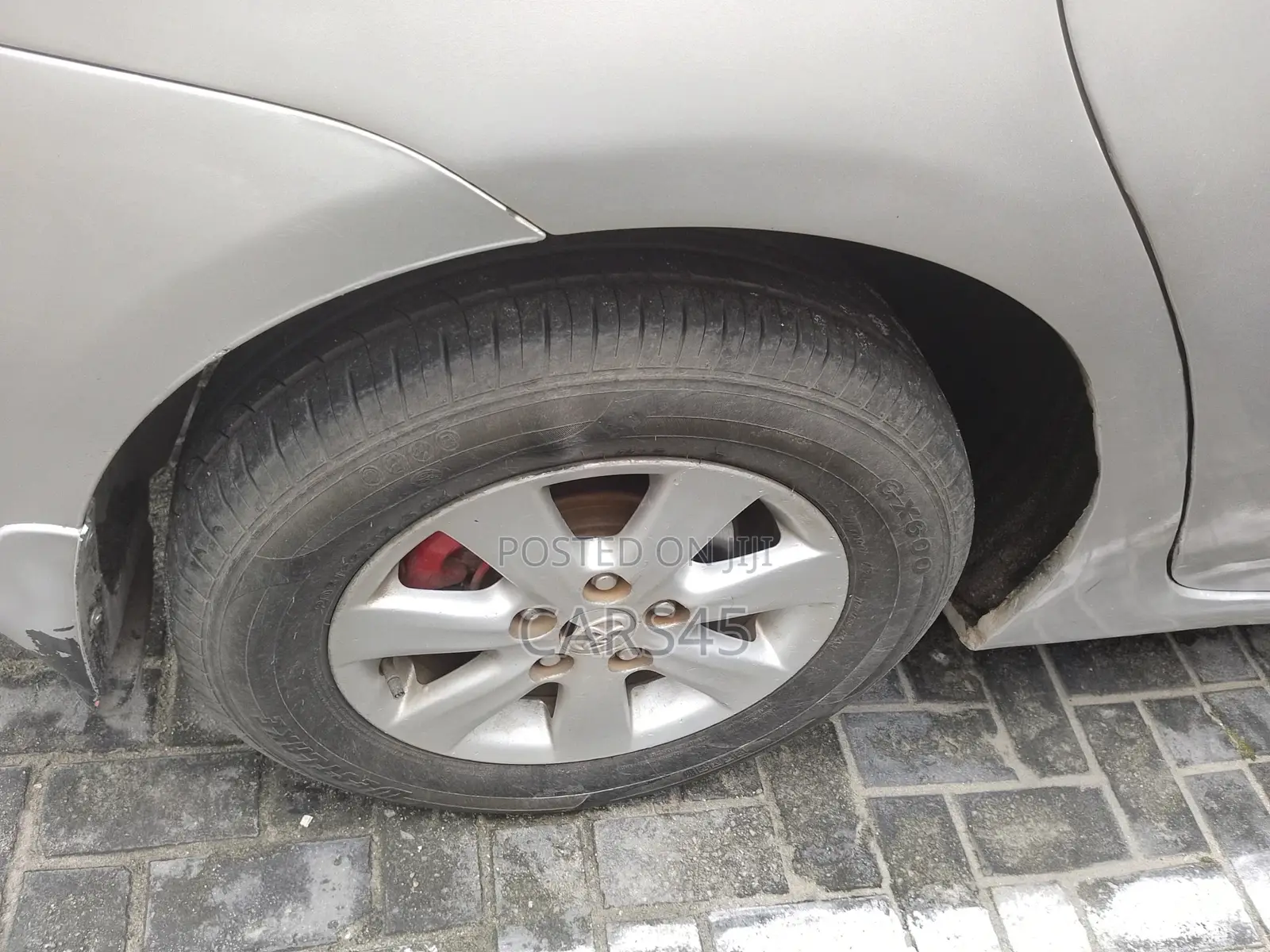 Toyota Corolla 2010 Silver