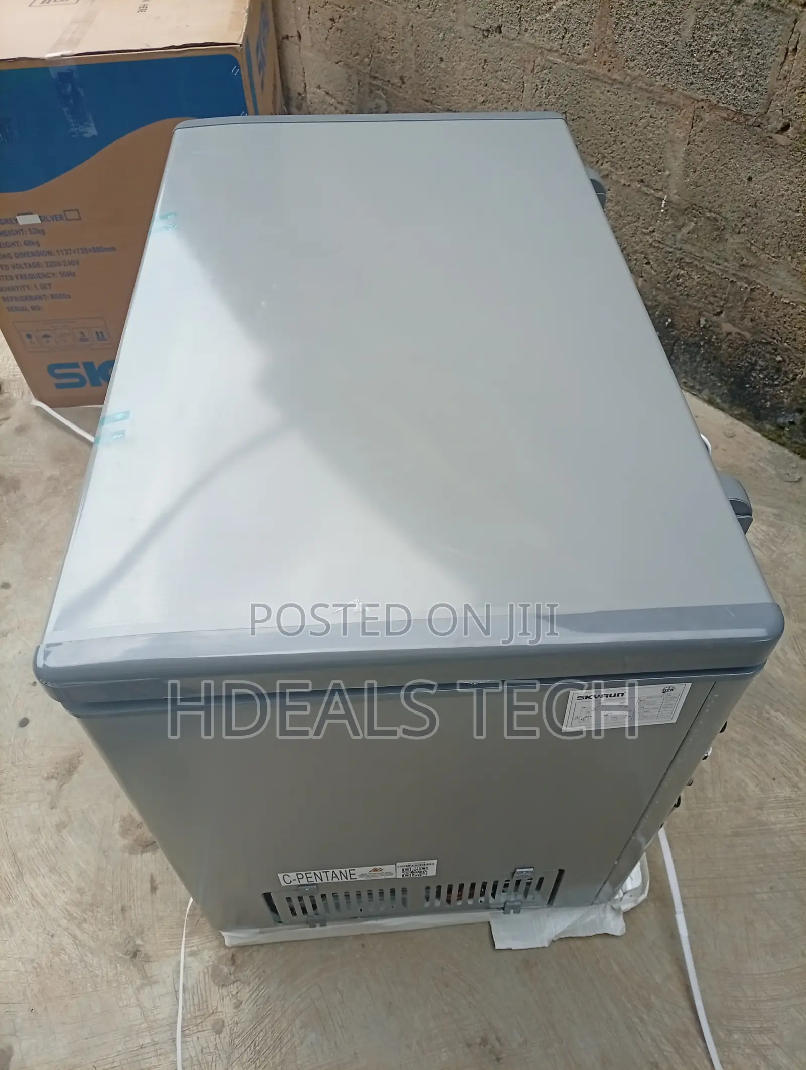 Executive Skyrun 300L Vertical Cooling Unit Freezer