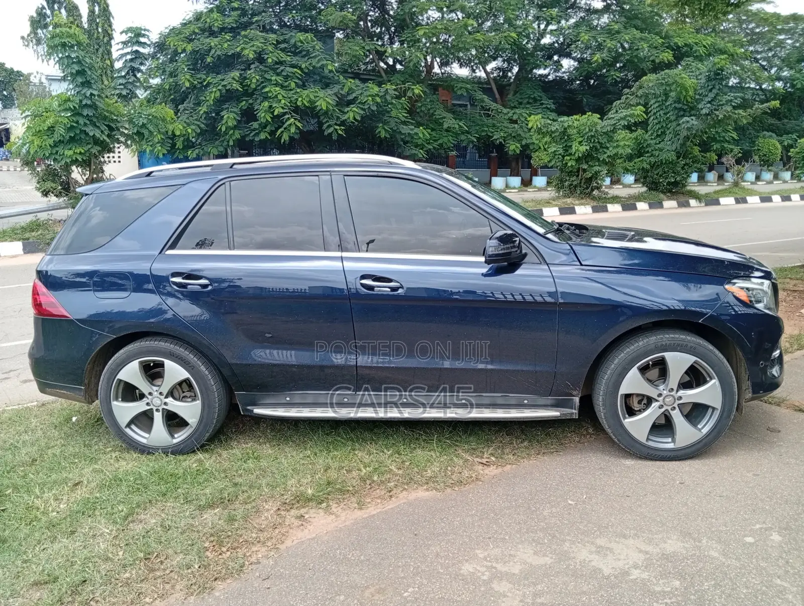 Mercedes-Benz GLE-Class 2016 Blue