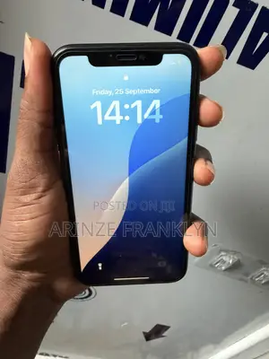 Apple iPhone XR 64 GB Black