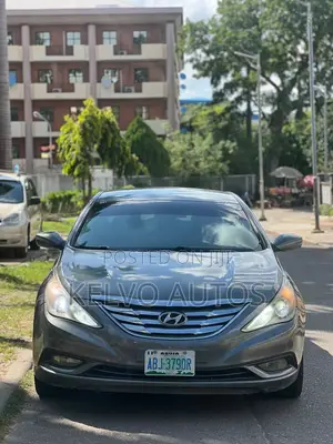 Hyundai Sonata 2011 Silver