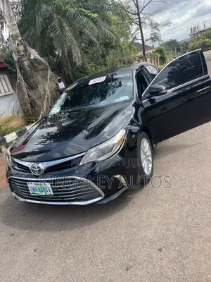 Toyota Avalon XLE 4dr Sedan (3.5L 6cyl 6A) 2014 Black