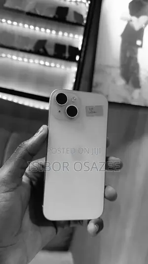 Apple iPhone 15 128 GB White