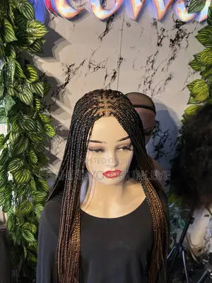 Bone Straight Braided Wig – 24/26” | 5×5 Closure | Ombré Gold
