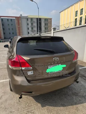 Toyota Venza 2012 Gold