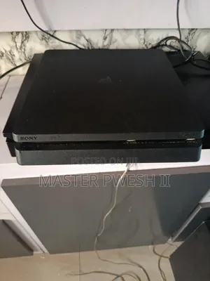 Play Station 4