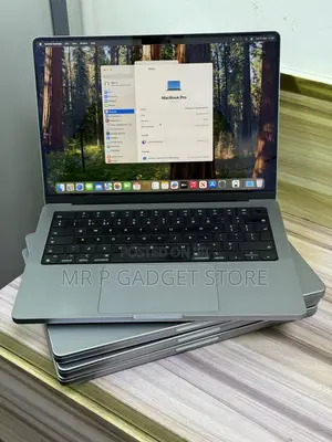 Laptop Apple MacBook Pro 2021 M1 16GB Apple M1 Pro SSD 512GB