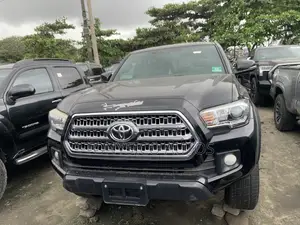 Toyota Tacoma SR 2018 Black