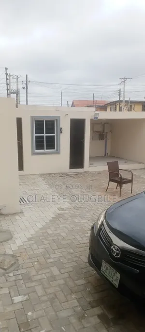Furnished 5bdrm Duplex in Harmony Estate, Ifako-Gbagada for sale