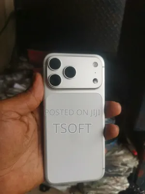 Apple iPhone 17 Pro Max 256 GB Silver