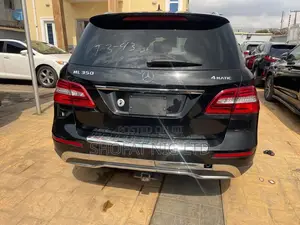 Mercedes-Benz M Class 2015 Black
