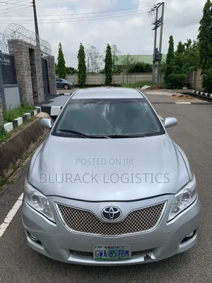 Toyota Camry SE 4dr Sedan (2.4L 4cyl 5A) 2008 Silver