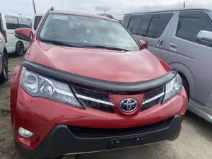 Toyota RAV4 Limited 4dr SUV (2.5L 4cyl 6A) 2014 Red