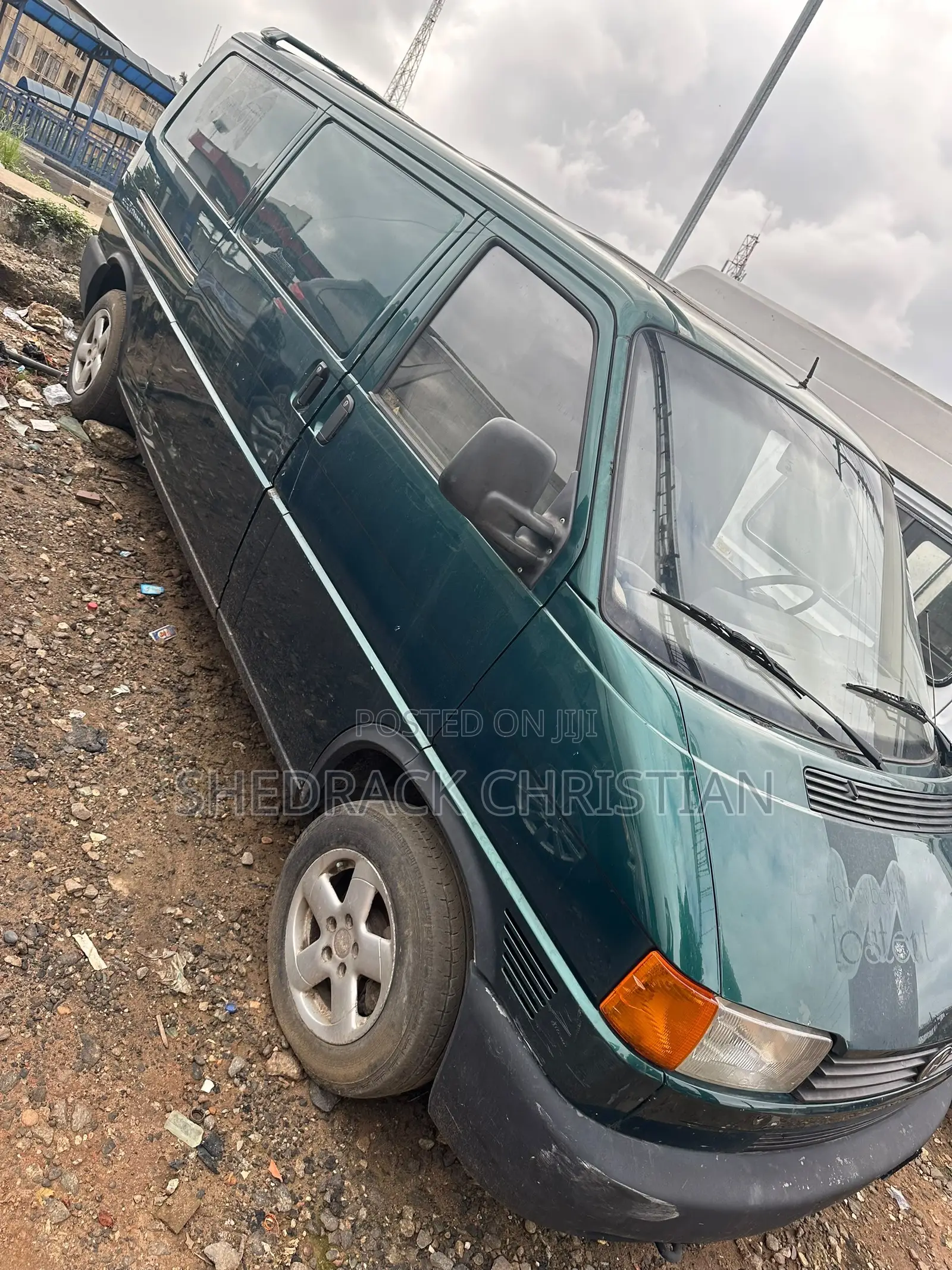 Volkswagen Transporter 2000 Green