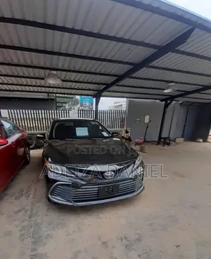 Toyota Camry LE 2021 Black