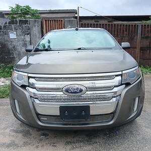 Ford Edge SE 4dr SUV AWD (3.5L 6cyl 6A) 2014 Ivory