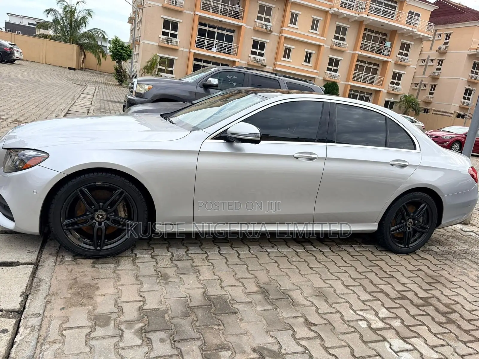 Mercedes-Benz E400 2017 Silver