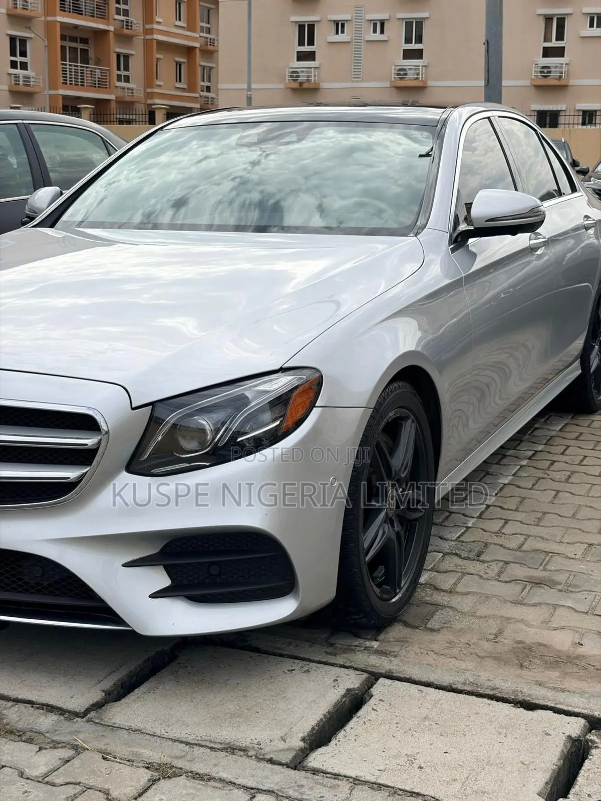 Mercedes-Benz E400 2017 Silver