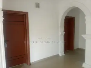 Furnished 2bdrm Block of Flats in Royal Palmwil Estate, Ado / Ajah