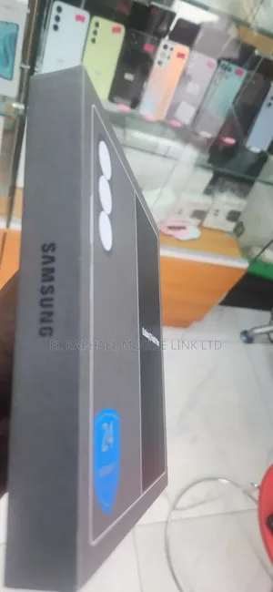 New Samsung Galaxy Z Fold8 Ultra 256 GB