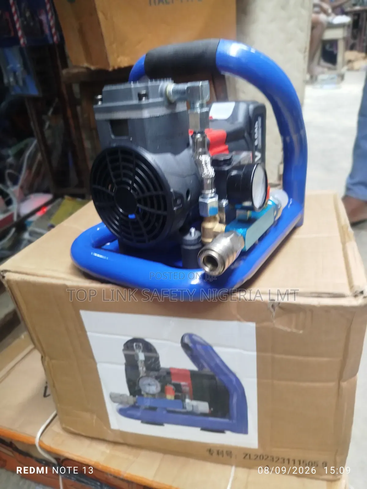 Battery Air Compressor 21v 6.0ah