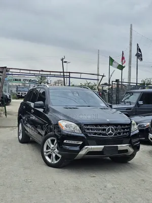 Mercedes-Benz M Class ML350 4dr SUV (3.5L 6cyl 7A) 2015 Black
