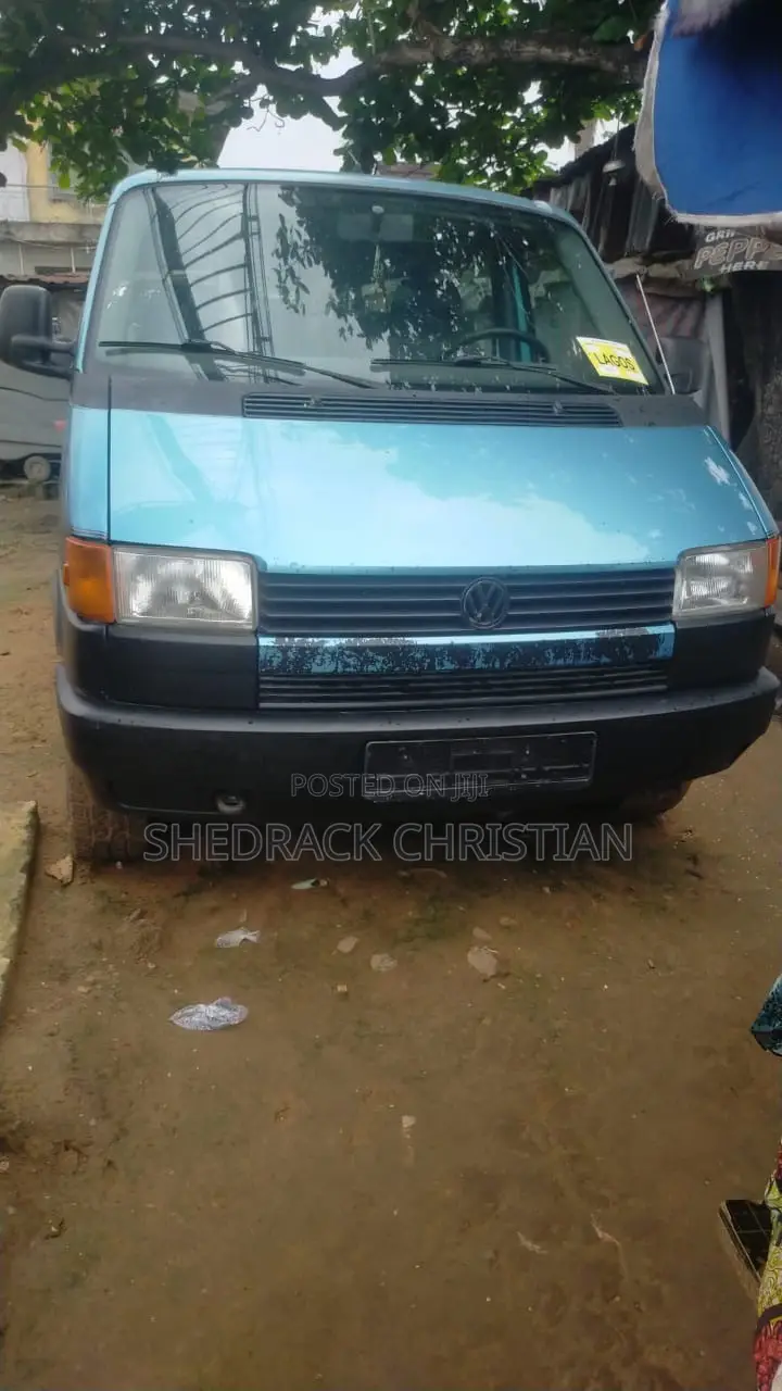 Volkswagen Transporter 2000 Green
