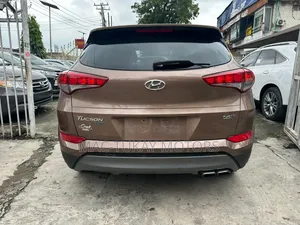 Hyundai Tucson 2016 Brown