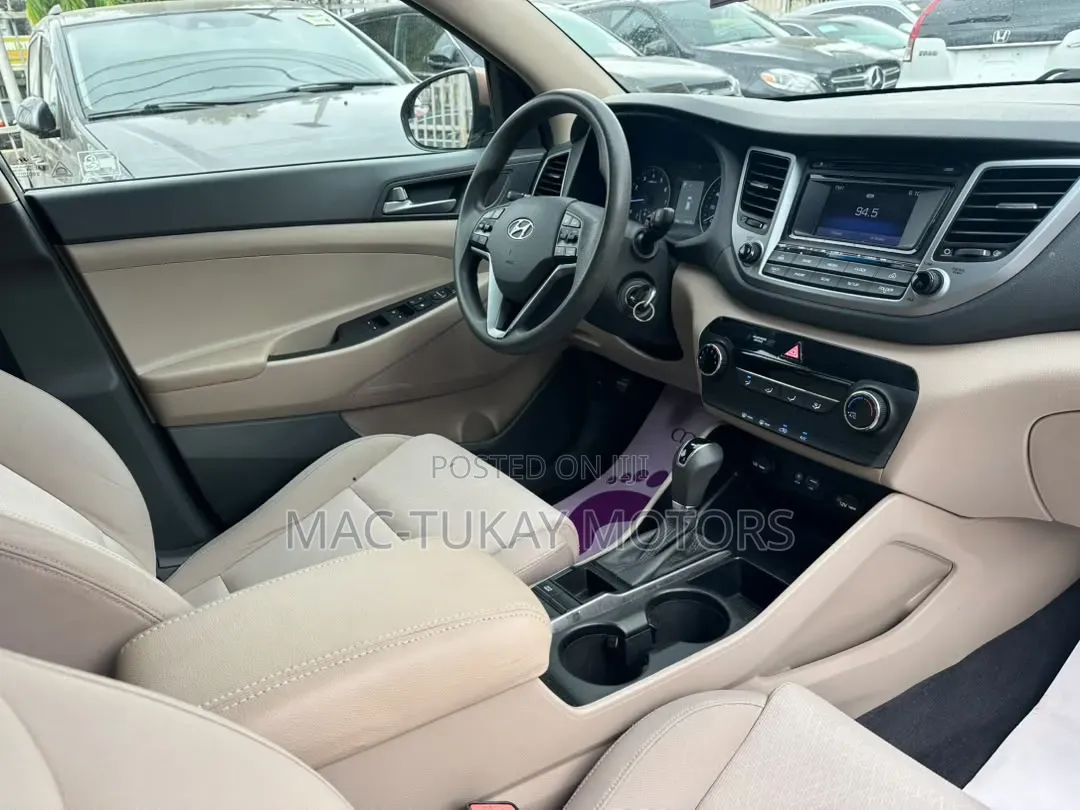 Hyundai Tucson 2016 Brown