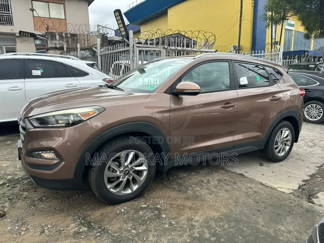Hyundai Tucson 2016 Brown