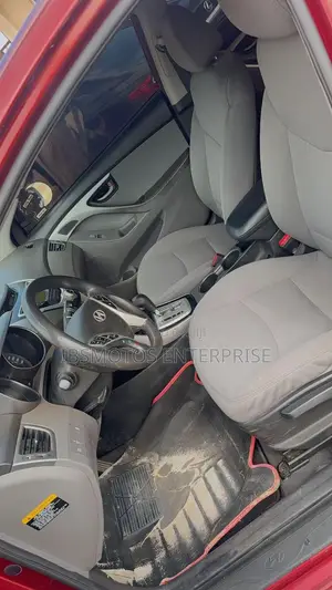 Hyundai Elantra GLS Automatic 2012 Red