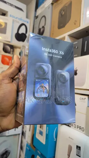 Insta360 X6 360° Camera Standard Bundle - Midnight Black