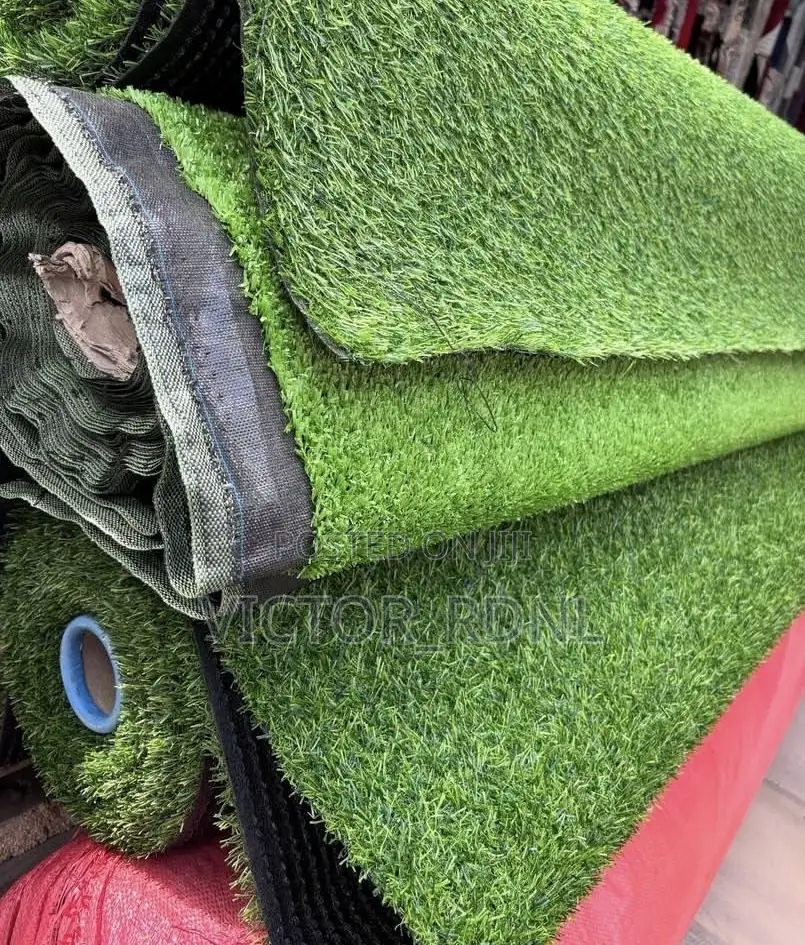 Tight Back, Artificial Grass