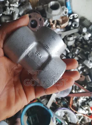 Stainless Steel 304 Equal Tee Fitting (Class 3000)